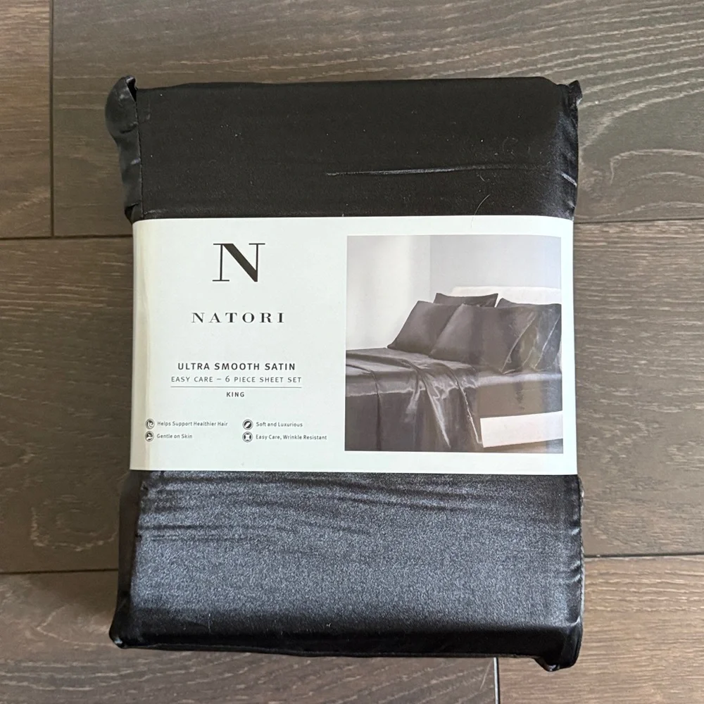 Natori Satin Black Bedding Set